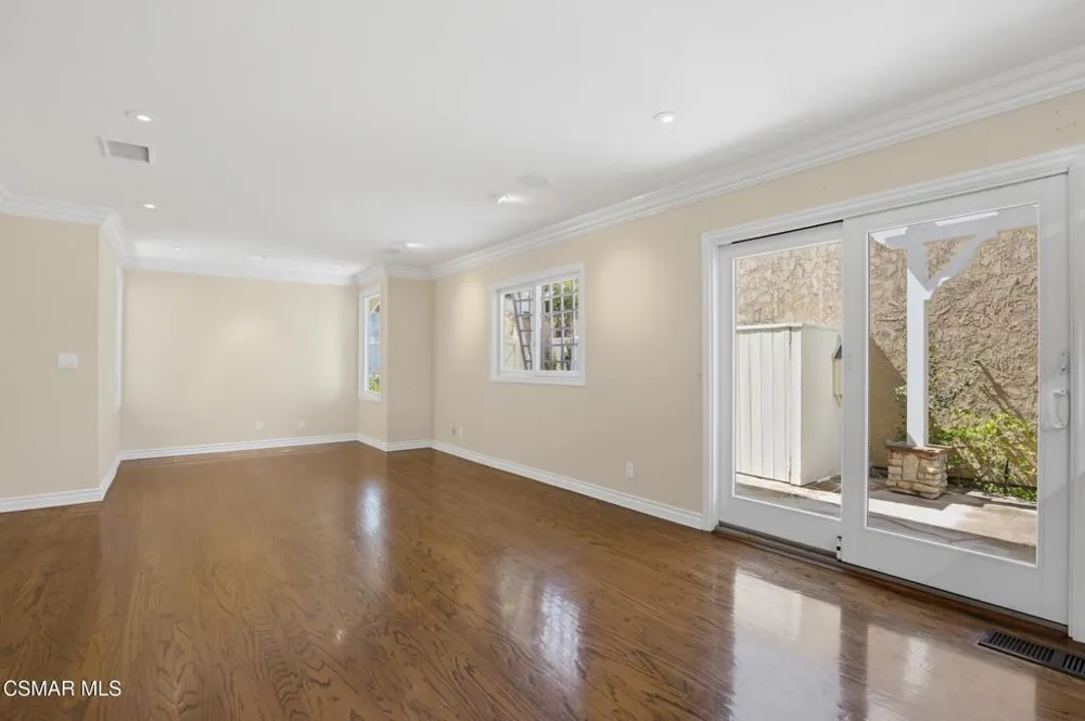 3927 Fairbreeze Circle Westlake Village, CA 91361