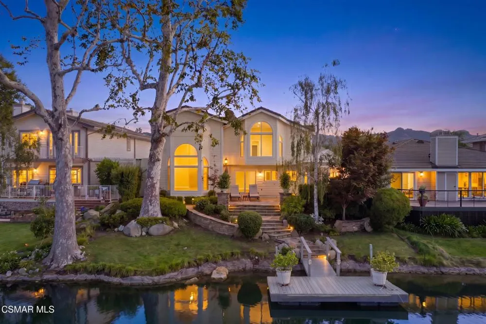 3927 Fairbreeze Circle Westlake Village, CA 91361