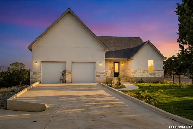 443 Lets Roll Dr Fischer, TX 78623
