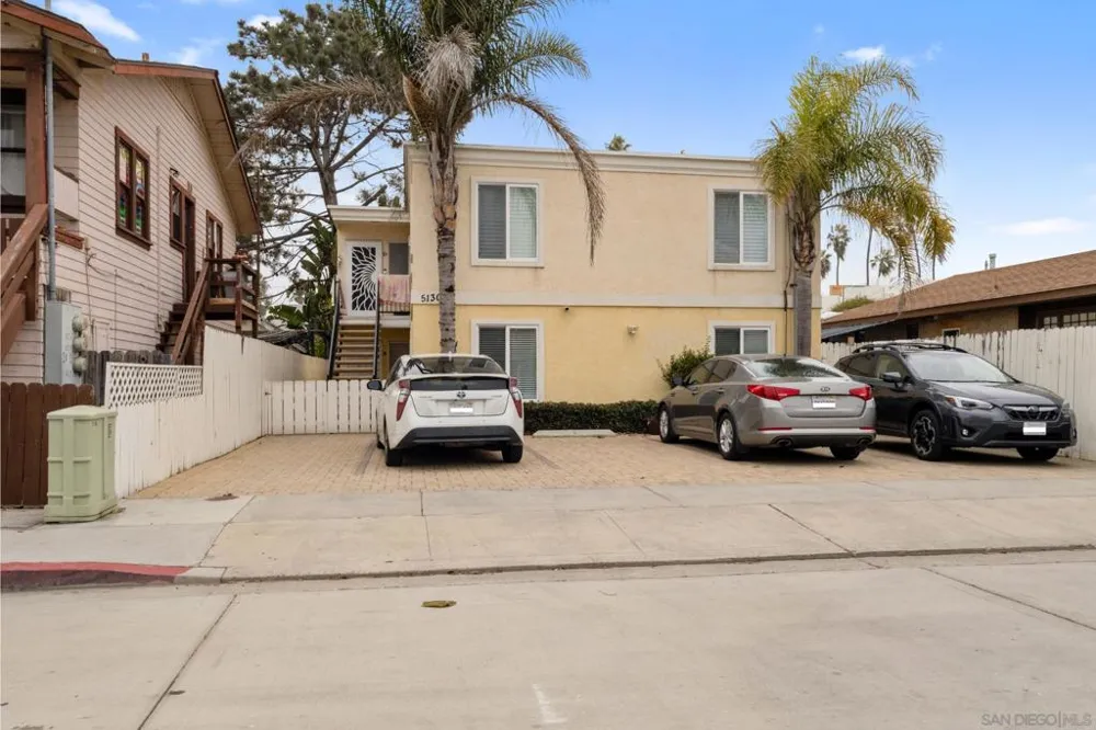 5130 Long Branch Avenue #B San Diego, CA 92107