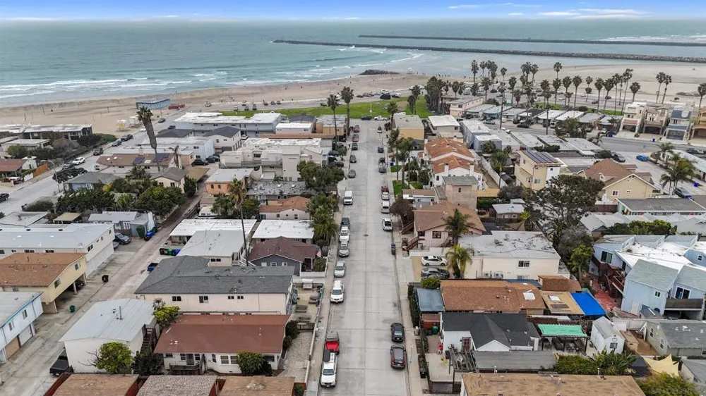 5130 Long Branch Avenue #B San Diego, CA 92107