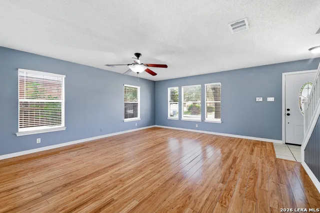 6318 Regency Wood San Antonio, TX 78249