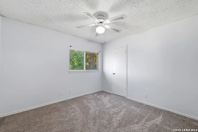 6318 Regency Wood San Antonio, TX 78249