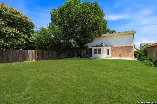 6318 Regency Wood San Antonio, TX 78249