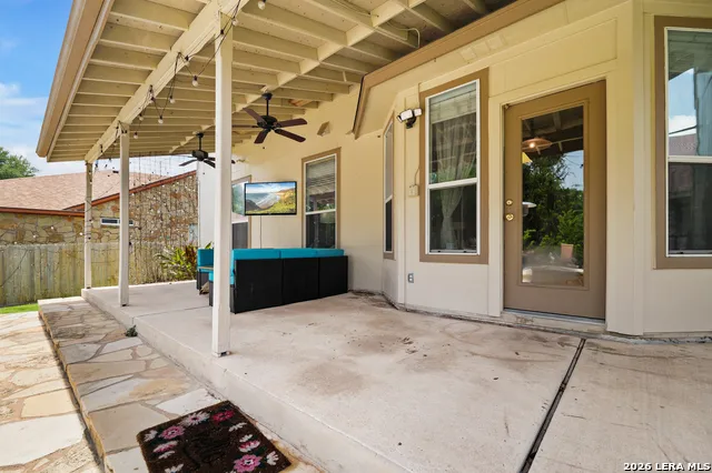 713 FALL CREEK DR Leander, TX 78641