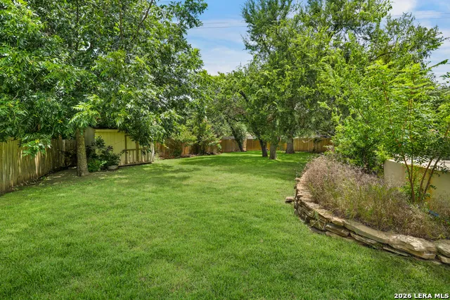 713 FALL CREEK DR Leander, TX 78641