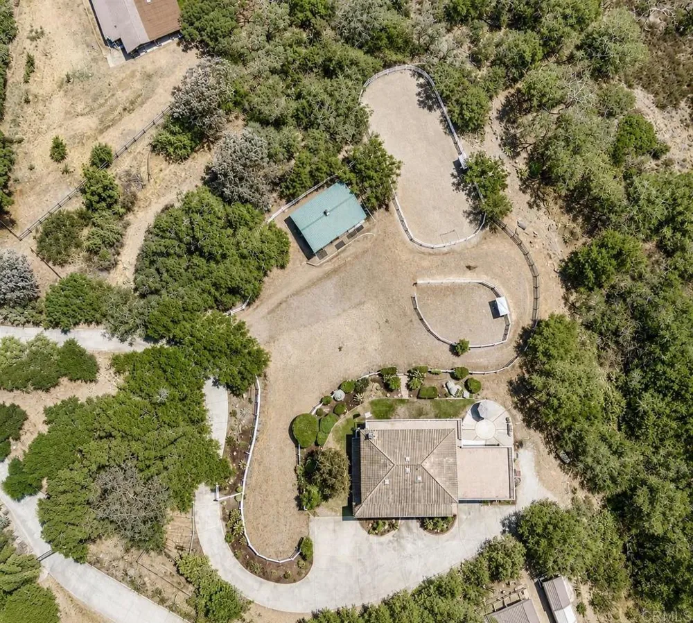 20020 Elfin Forest Road Escondido, CA 92029