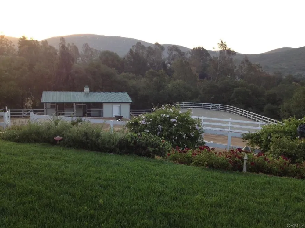 20020 Elfin Forest Road Escondido, CA 92029