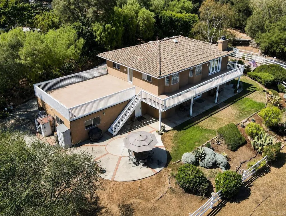 20020 Elfin Forest Road Escondido, CA 92029