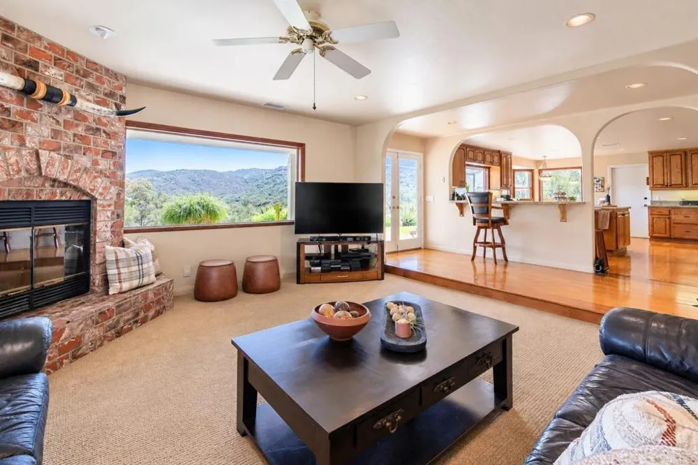 20020 Elfin Forest Road Escondido, CA 92029