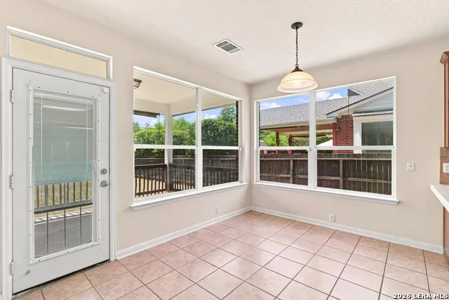 718 Desert Bluff San Antonio, TX 78258