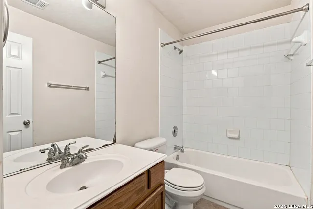 718 Desert Bluff San Antonio, TX 78258