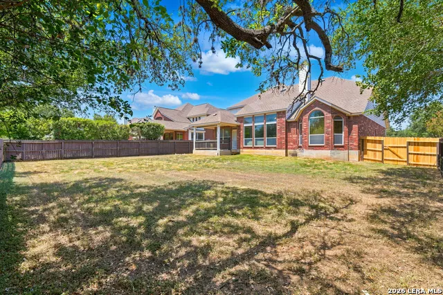 718 Desert Bluff San Antonio, TX 78258