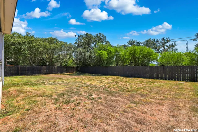 718 Desert Bluff San Antonio, TX 78258