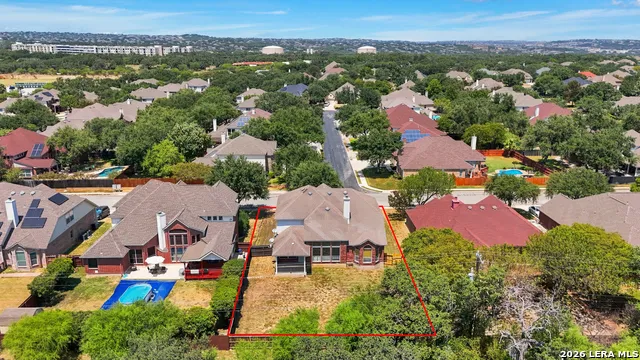 718 Desert Bluff San Antonio, TX 78258