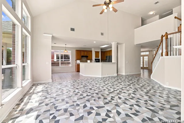 718 Desert Bluff San Antonio, TX 78258