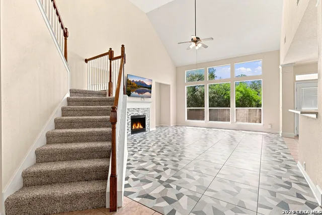 718 Desert Bluff San Antonio, TX 78258