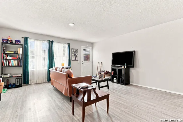 11931 Catbird San Antonio, TX 78221