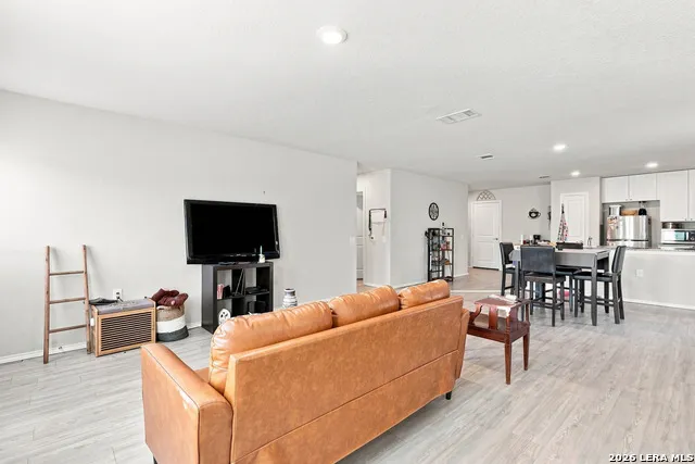 11931 Catbird San Antonio, TX 78221