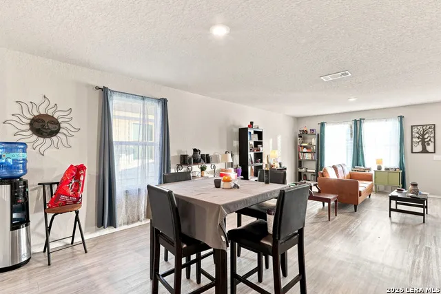 11931 Catbird San Antonio, TX 78221