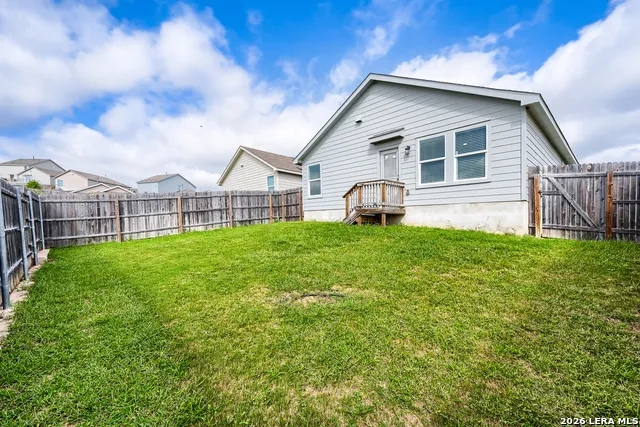 6528 Scarecrow Way San Antonio, TX 78252