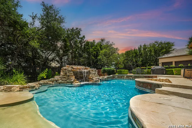 24511 BOGEY RDG San Antonio, TX 78260
