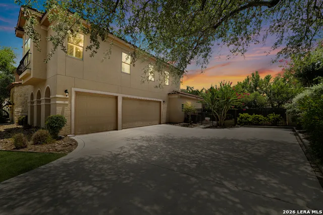 24511 BOGEY RDG San Antonio, TX 78260