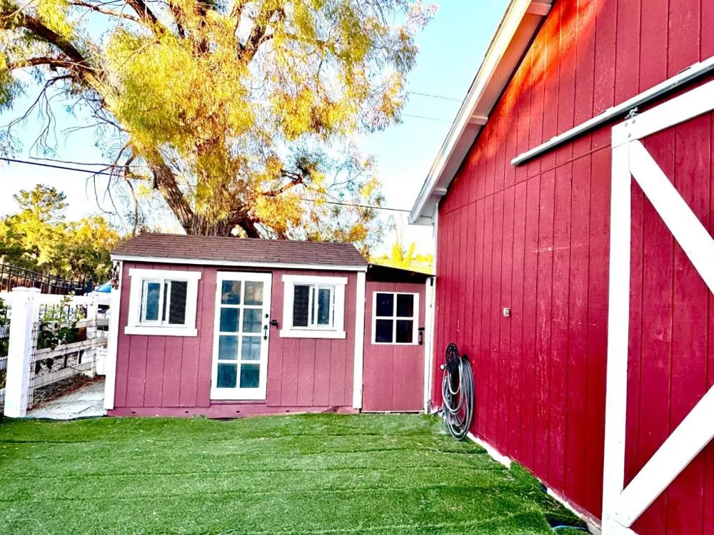 90 Adrian Dr Hollister, CA 95023