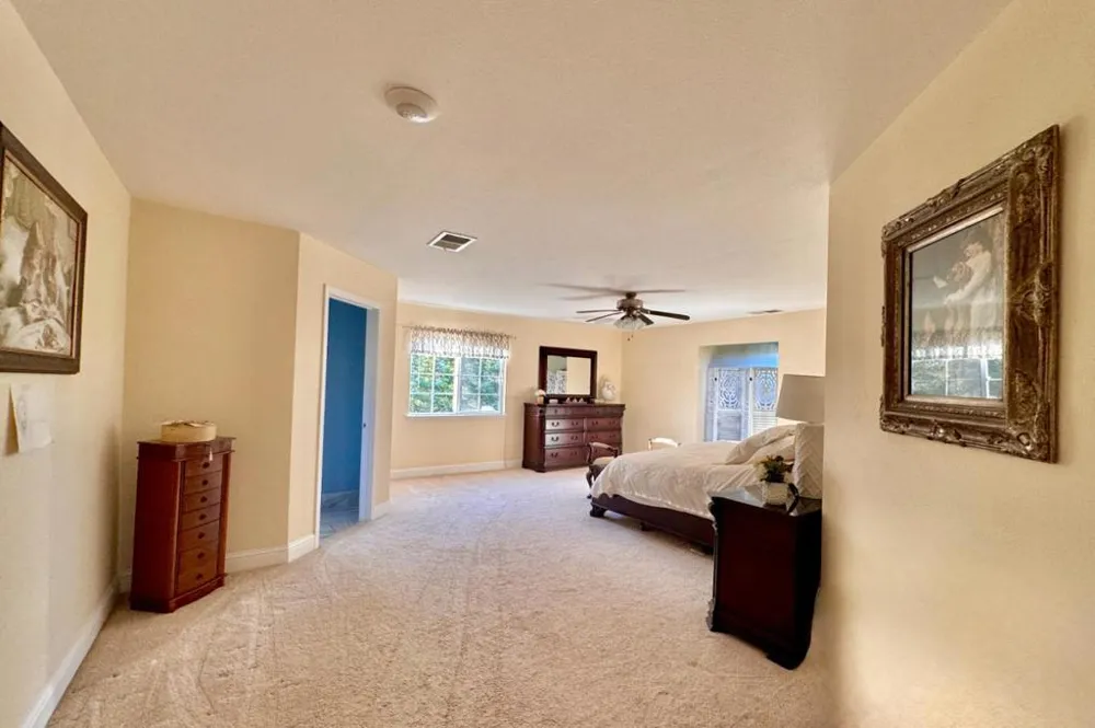 90 Adrian Dr Hollister, CA 95023