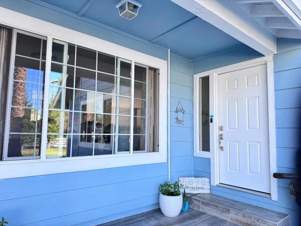 90 Adrian Dr Hollister, CA 95023