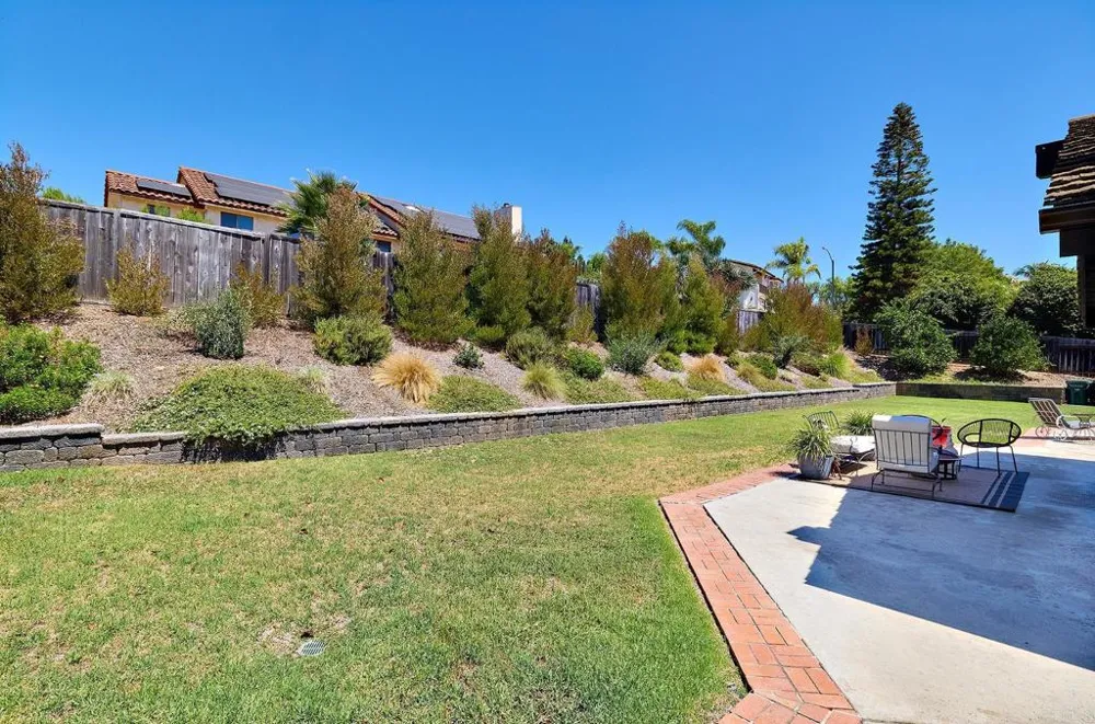 1598 Mesa Verde Drive Vista, CA 92084