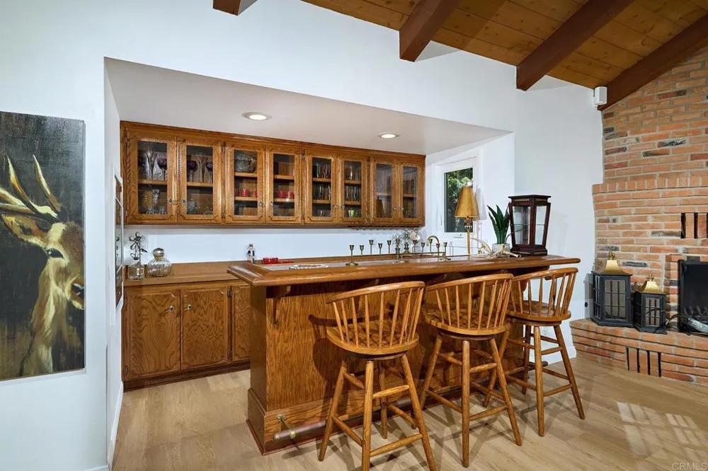 1598 Mesa Verde Drive Vista, CA 92084