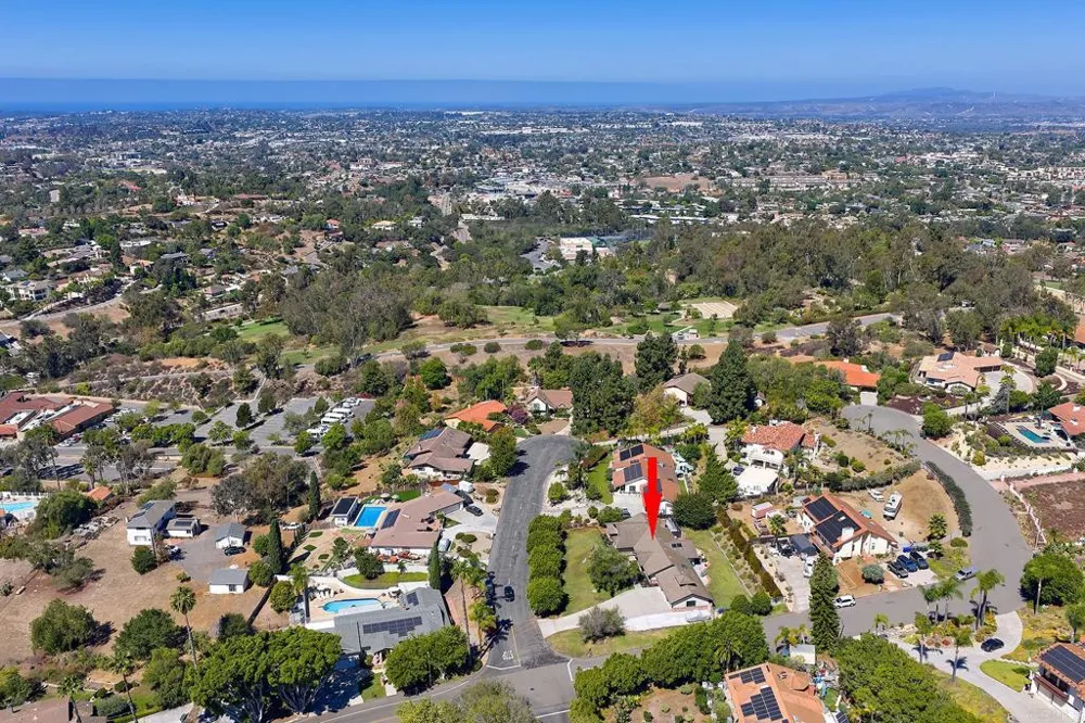 1598 Mesa Verde Drive Vista, CA 92084