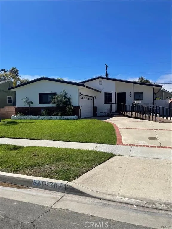 19205 Anza Torrance, CA 90503
