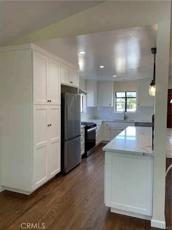 19205 Anza Torrance, CA 90503
