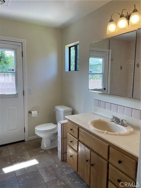 19205 Anza Torrance, CA 90503