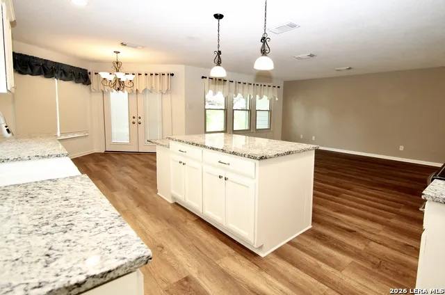 432 IRONGATE RDG San Antonio, TX 78253