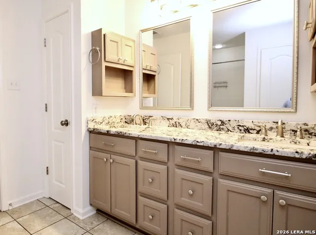 432 IRONGATE RDG San Antonio, TX 78253