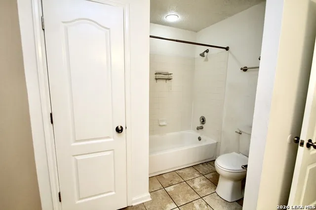 432 IRONGATE RDG San Antonio, TX 78253