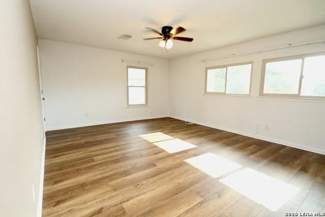 432 IRONGATE RDG San Antonio, TX 78253