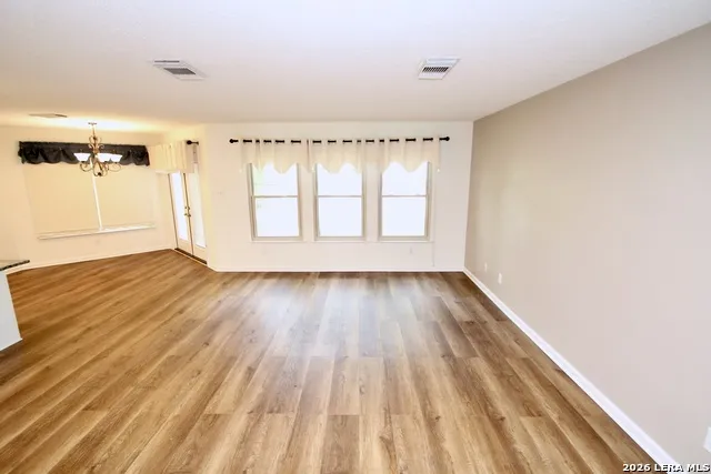 432 IRONGATE RDG San Antonio, TX 78253