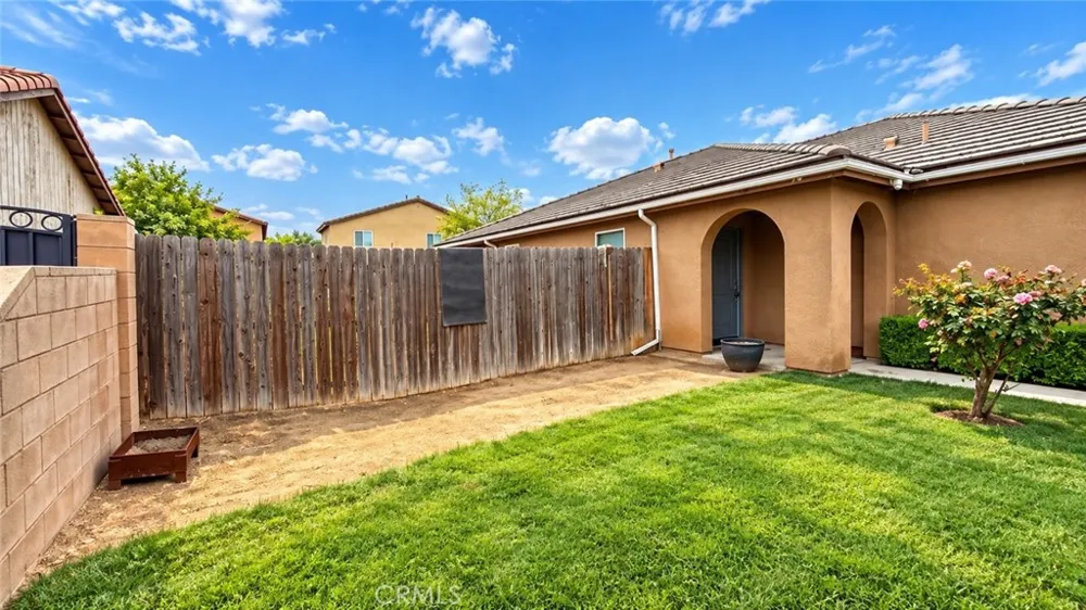 1209 El Camino Real Arvin, CA 93203