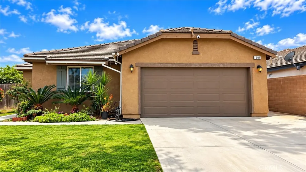 1209 El Camino Real Arvin, CA 93203