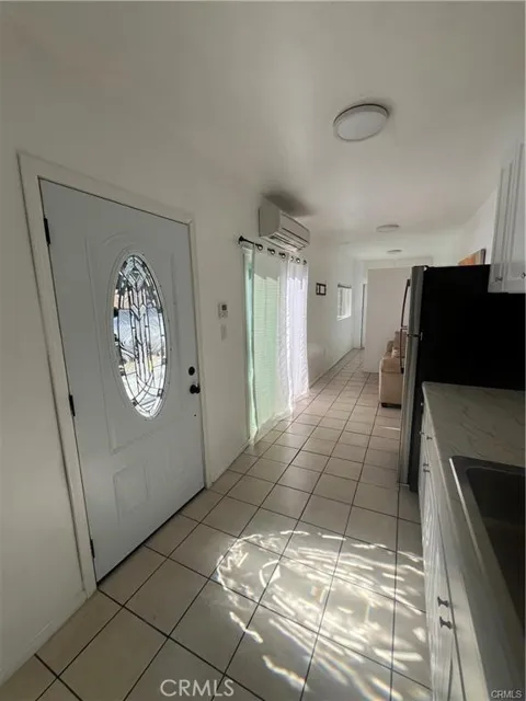 8561 orion av