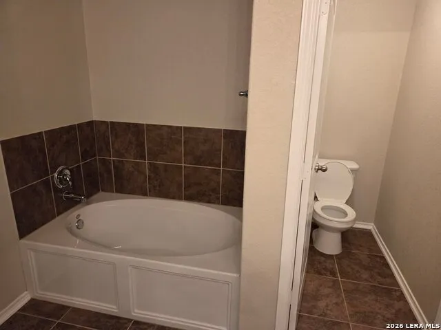 11727 Indian Camp San Antonio, TX 78245