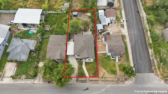 206 CHICKERING AVE San Antonio, TX 78210