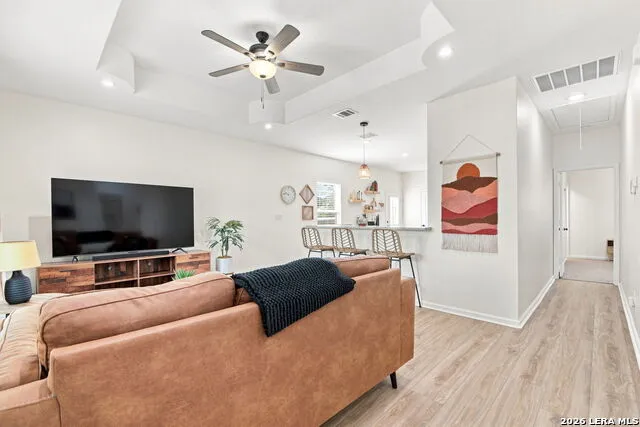 206 CHICKERING AVE San Antonio, TX 78210