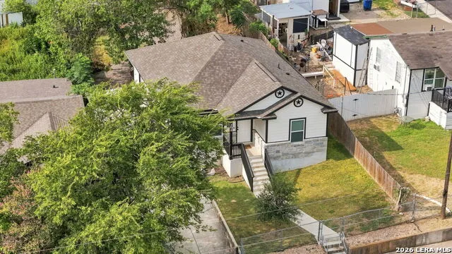 206 CHICKERING AVE San Antonio, TX 78210
