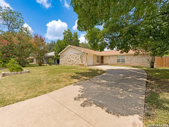 4143 BRETTON RDG San Antonio, TX 78217