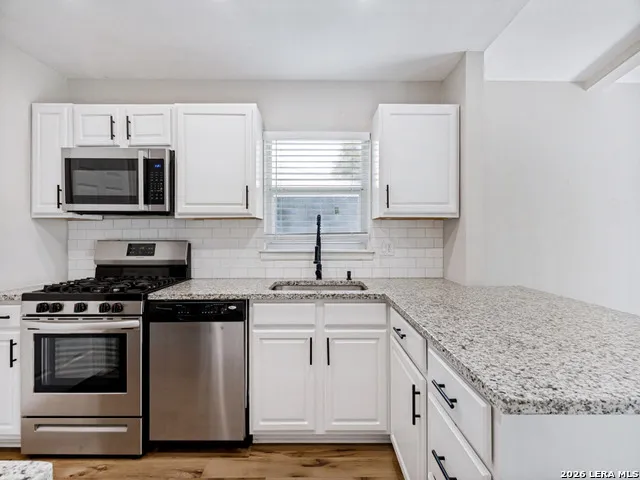 4143 BRETTON RDG San Antonio, TX 78217